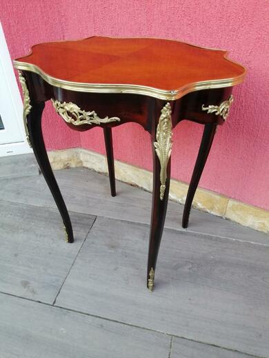 stolek-okolo-roku-1900-original-155486495.jpeg